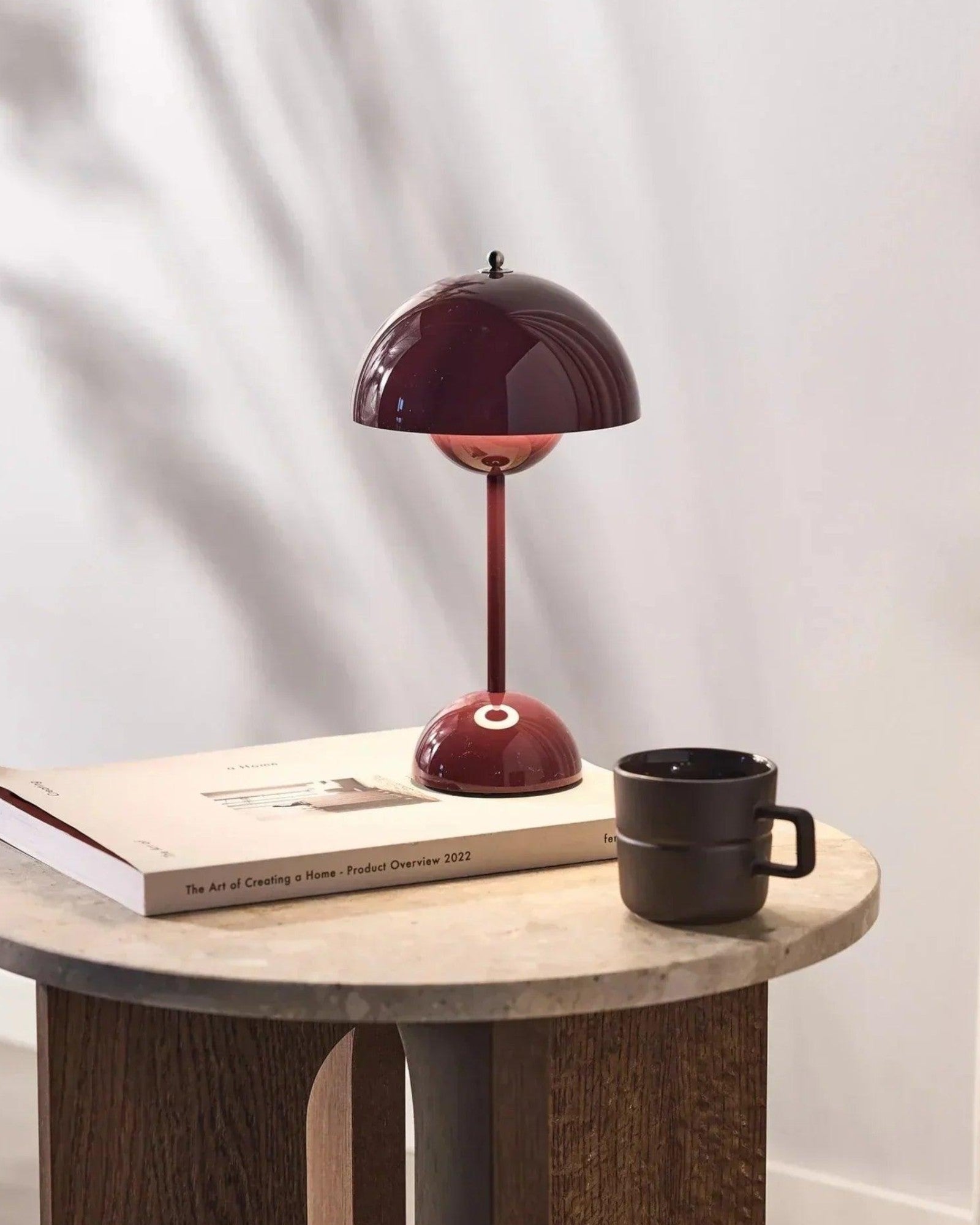 Modern FlowerGlow LED-bordslampa med dimbar strömbrytare